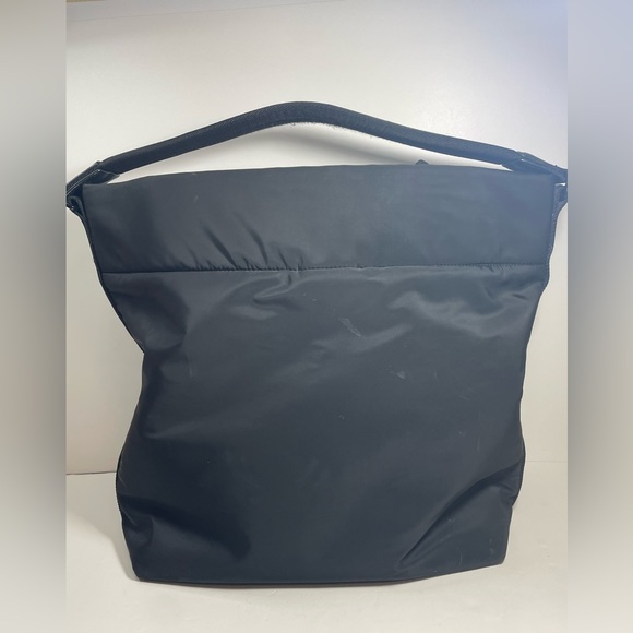 Transience Drawstring Shoulder Bag - Picture 3 of 12